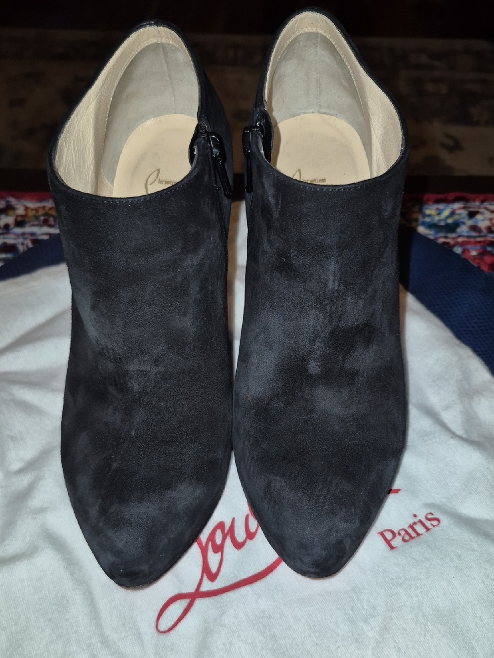 Christian Louboutin Authentic Black Suede Bobsleigh Booties. Sz.36.5. - Picture 3 of 16
